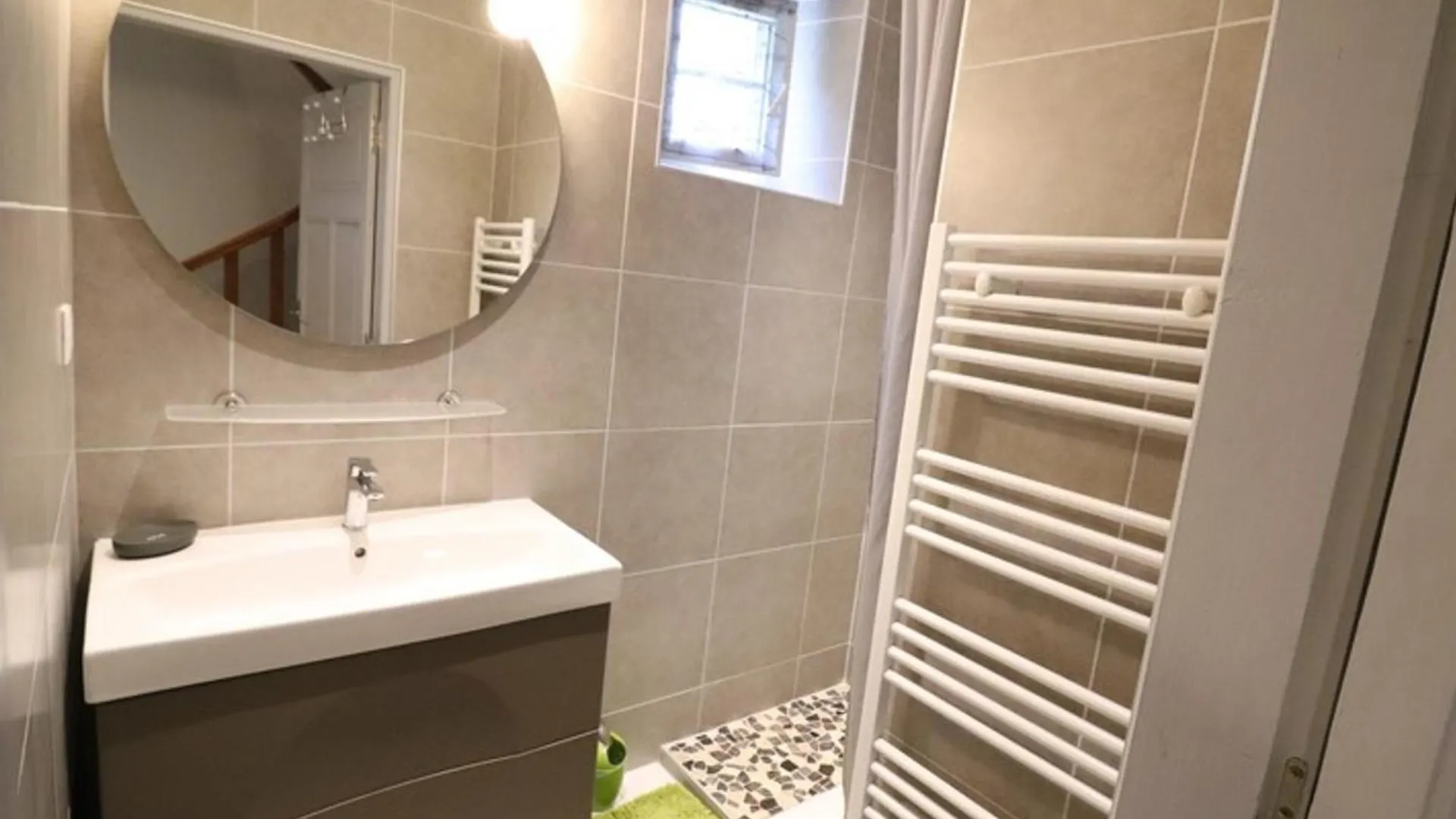 Maison Renovee Au Bord Du Lac, Jardin Privatif, Wifi, Activites Nautiques Et Touristiques A Proximite - Fr-1-742-125 Villa Saint-Etienne-Cantales Holiday home