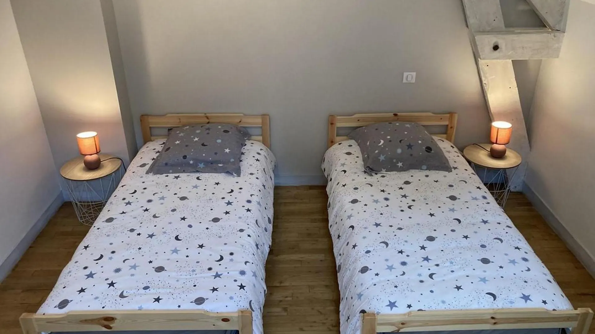 Holiday home Maison Renovee Au Bord Du Lac, Jardin Privatif, Wifi, Activites Nautiques Et Touristiques A Proximite - Fr-1-742-125 Villa Saint-Etienne-Cantales France